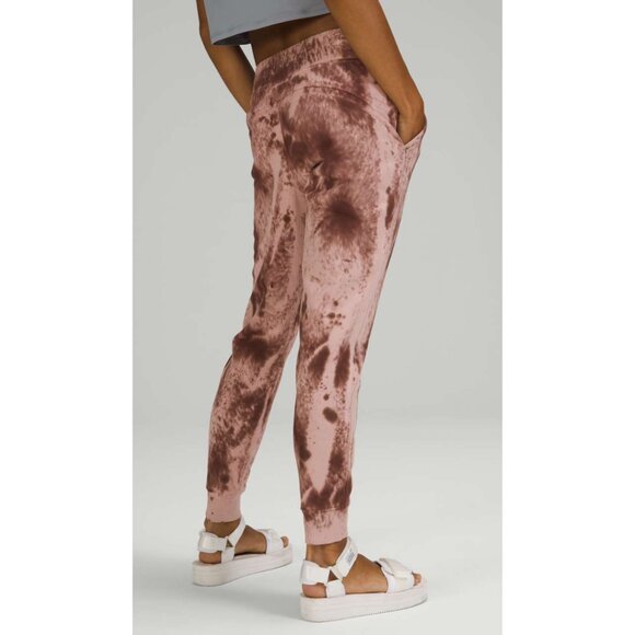 Lululemon Warm Down Jogger 28" In Marble Dye Silky French Press Size 0 - Picture 2 of 8